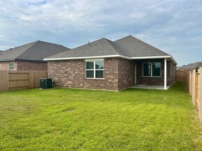 Building Photo - 1027 Rosewood Trl
