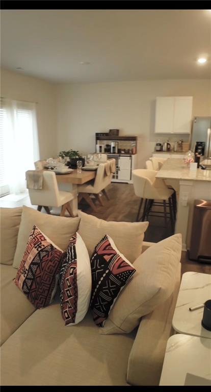 Foto del edificio - 78 Shadwood Pl