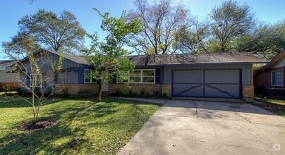 Building Photo - 5611 Arboles Dr
