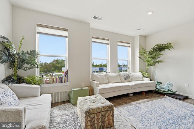 Foto del edificio - 20354 Newfoundland Sq