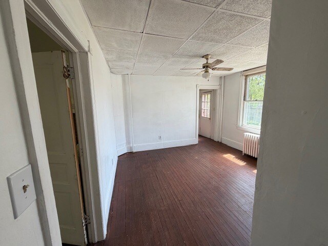 Foto del edificio - 718 Woodlane Rd