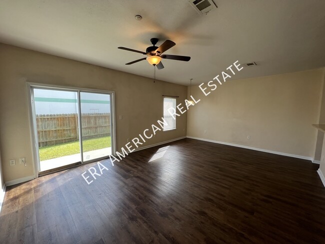 Building Photo - 1028 Anniston Ct