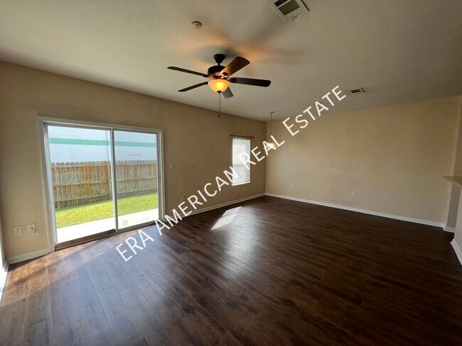Foto del edificio - 1028 Anniston Ct