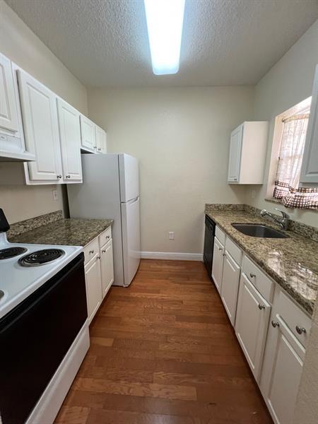 Foto del edificio - 2451 NW 96th Terrace