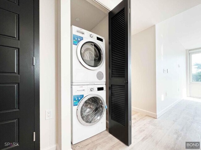 Foto del edificio - 1 bedroom in HOLLIS NY 11423