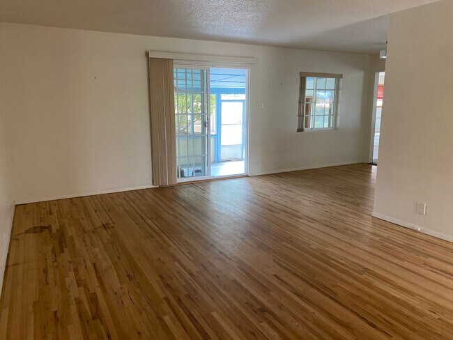 Foto del edificio - 1612 Princeton Dr SE