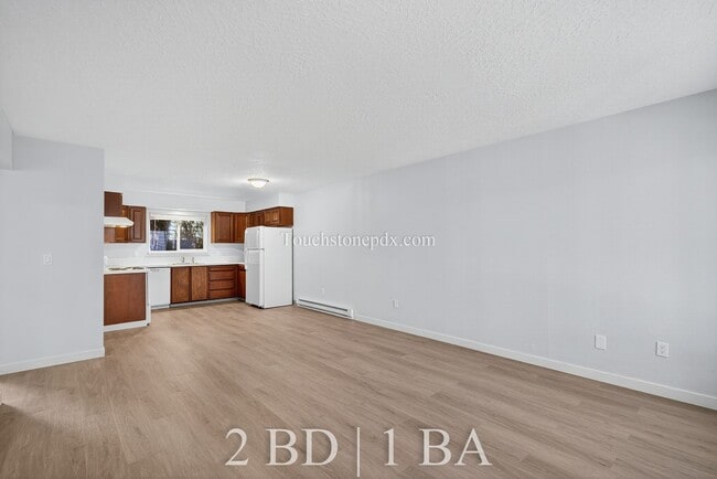 Traditional 2 BD | 1 BA in Bustling St. Jo... - Traditional 2 BD | 1 BA in Bustling St. Jo... Apartment