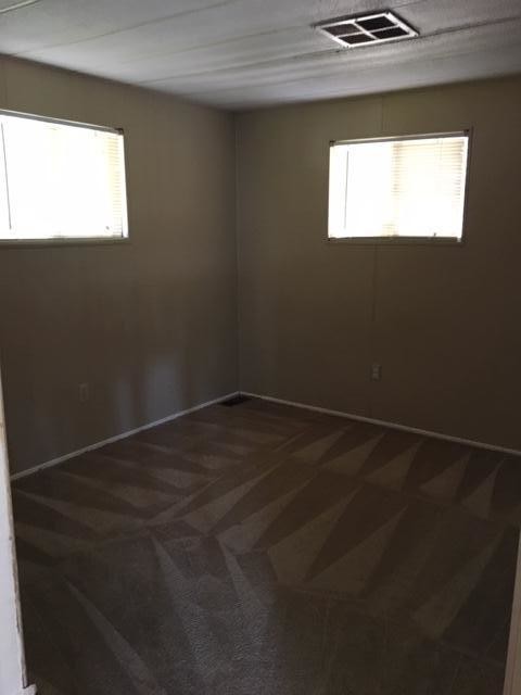 Foto del edificio - 5711 Columbia Way