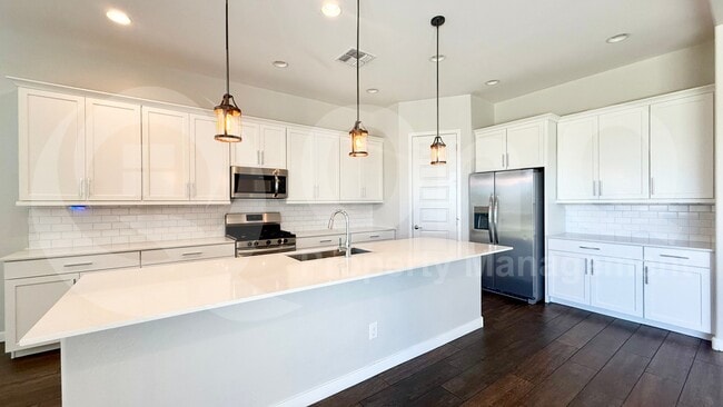 Building Photo - 261 E Virgo Pl