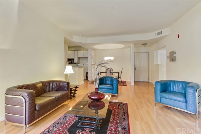 Foto del edificio - 640 W 4th St