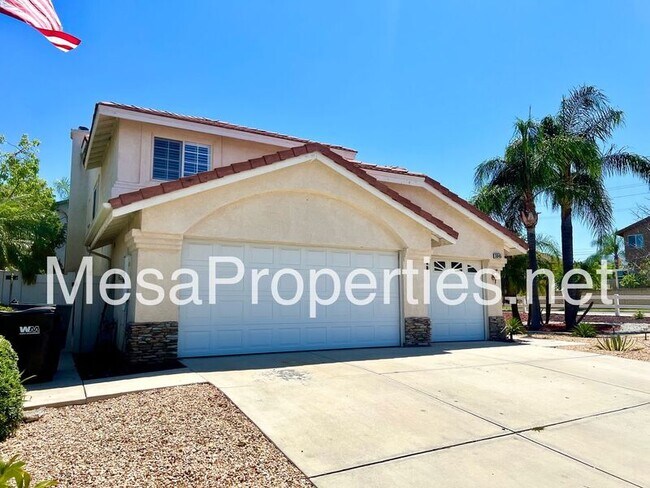 Building Photo - 3045 S Buena Vista Ave
