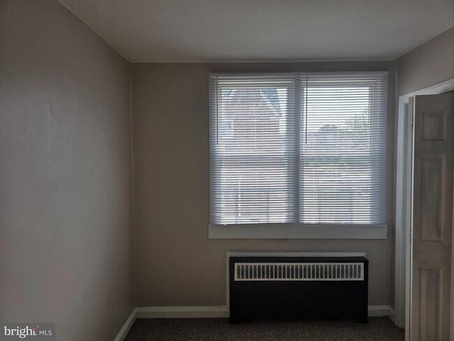 Foto del edificio - 854 Windermere Ave