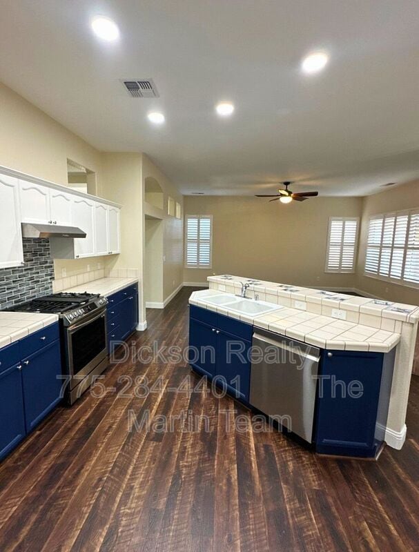 Building Photo - 1390 S Fox Glen Ct