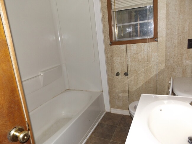 Foto del edificio - Affordable 4 Bedroom West Gulfport