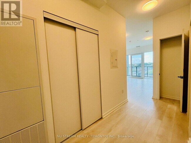 Photo du bâtiment - 1285 Dupont St