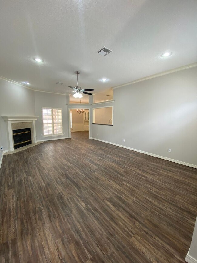 Foto del edificio - 5415 69th St