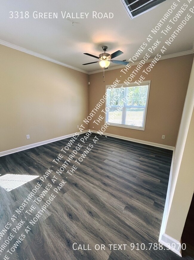 Foto del edificio - 3318 Green Valley Rd