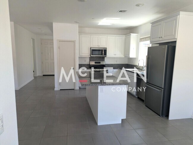 Foto del edificio - Skyborne 3BR/3BA Home for Rent - with Casita