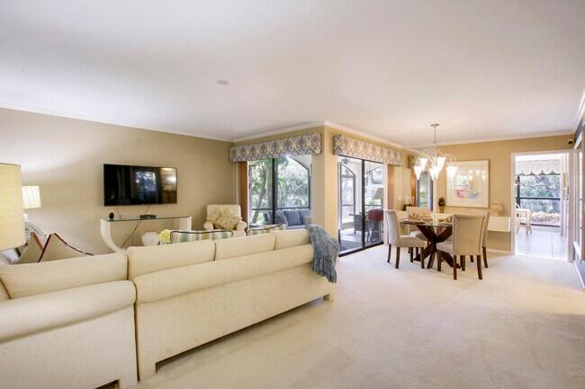 Building Photo - 16623 Traders Crossing N