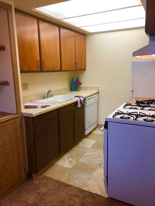 Interior Photo - Carriage Court