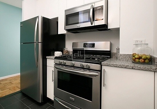 Building Photo - Studio , 2 MONTHS FREE ,West 37th Street