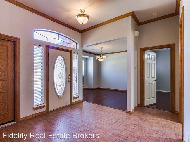 Foto del edificio - 4 br, 2.5 bath House - 2624 Brenton Drive