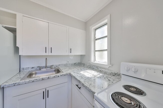 Foto del edificio - 4801 10th Ave S