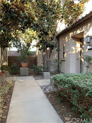 Primary Photo - 8328 Edgewood St