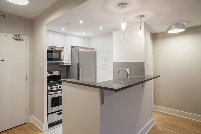Photo du bâtiment - 3455 Rue Aylmer