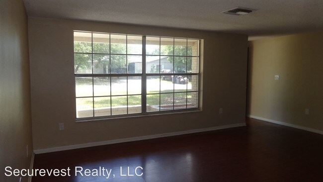 Building Photo - 3 br, 1.5 bath House - 7013 Green Street