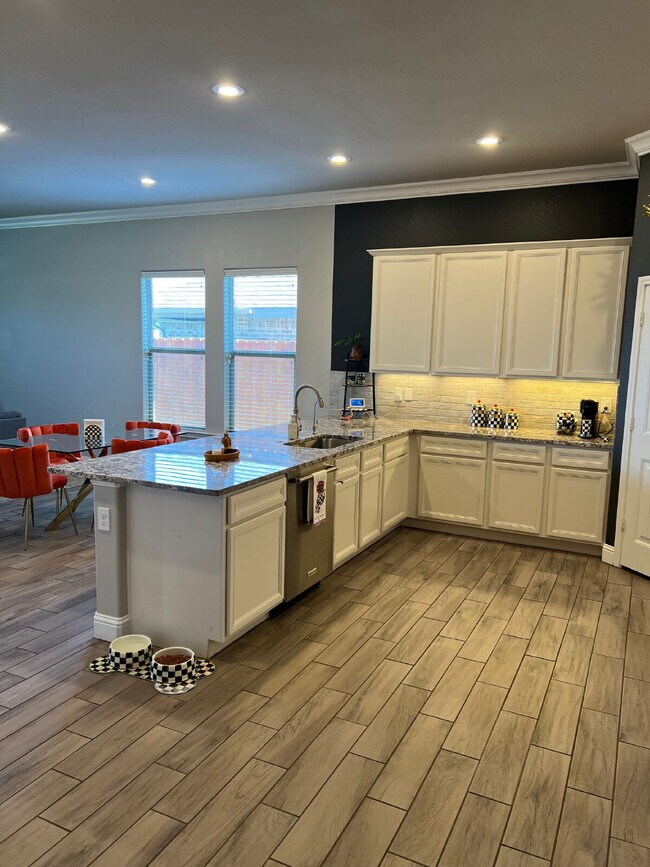 Foto del edificio - Breathtaking Home Located in Windstone!