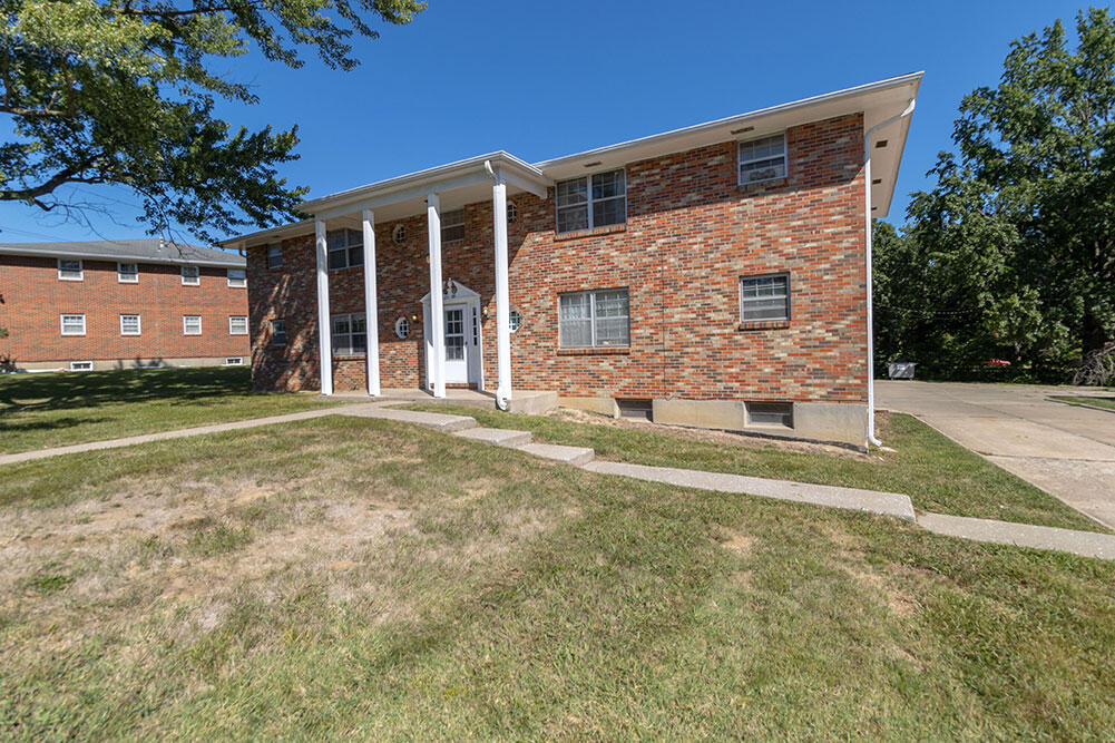 2705 W Rollins Rd Unit 2, Columbia, MO 65203 Room for Rent in