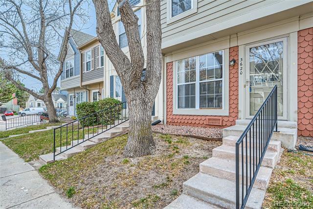 Building Photo - 3620 Queen Anne Way