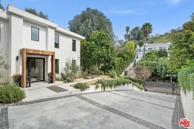 Building Photo - 4545 Balboa Ave