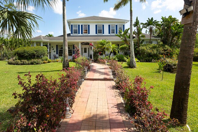 Building Photo - 782 Clydesdale Dr