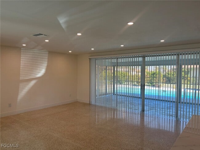 Foto del edificio - 5917 SW 1st Ct