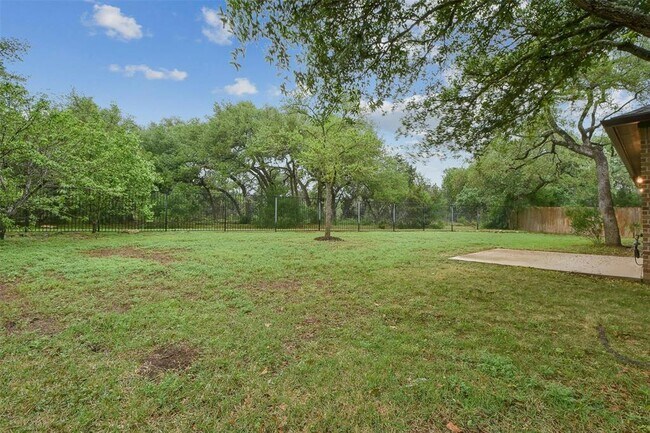 Building Photo - 11129 Bastogne Loop