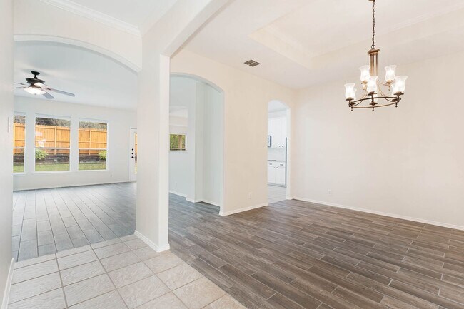 Building Photo - Boerne, TX -Gorgeous home in Kendall County Estates
