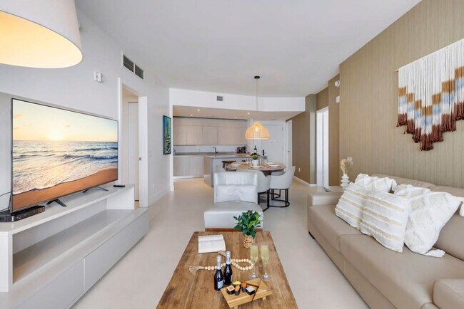 Building Photo - 4111 S Ocean Dr