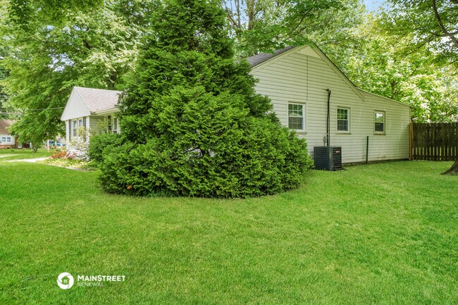 Building Photo - 9211 Aristides Dr