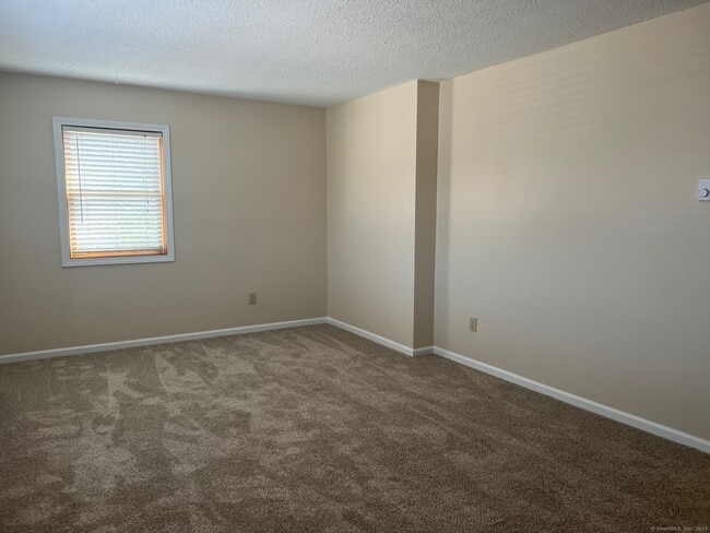 Building Photo - 21 Prospect St