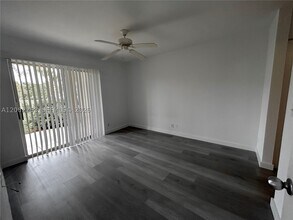 Building Photo - 6324 La Costa Dr