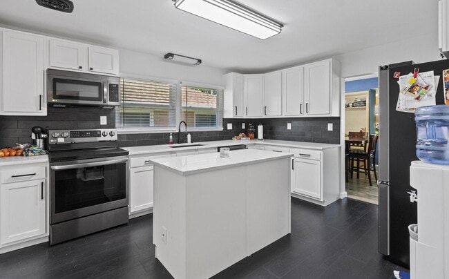 Building Photo - 3908 N 82nd St