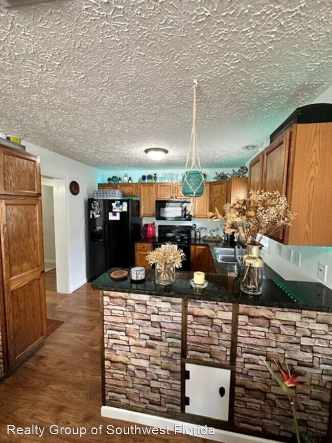 Building Photo - 3 br, 2 bath House - 526 Leawood Circle