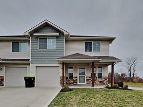 Building Photo - 214 SW Marigold St