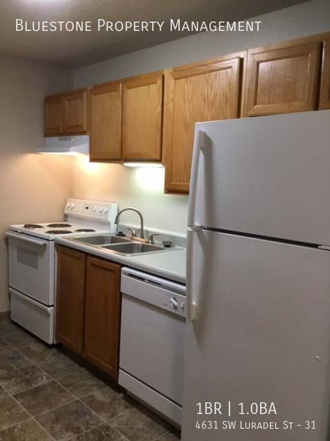 Foto del edificio - 4631 SW Luradel St
