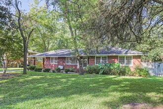 Building Photo - 1823 Marilon Dr
