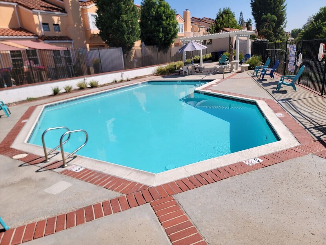 SANTEE TOWNHOME 2 CAR GARAGE Apartments in Santee, CA Westside Rentals