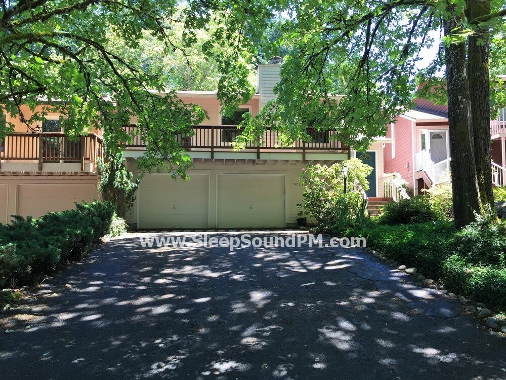 Primary Photo - Lovely Townhouse with Sun Deck in Quail Park