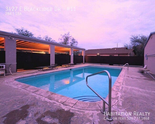 Foto del edificio - 3427 E Blacklidge Dr